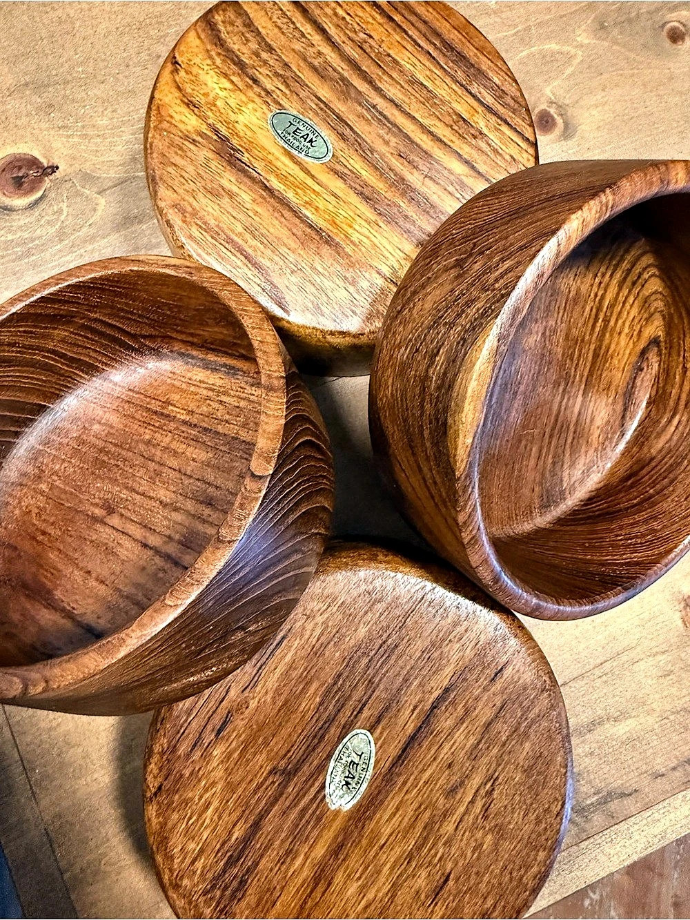 Vintage MCM Teak Wooden Bowl Set of four in Brown